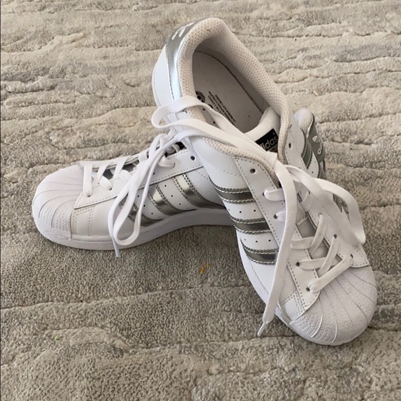 adidas grand court silver